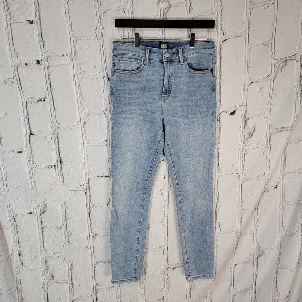 BDG Urban Outfitters Twig High Rise Light Wash Skinny Jeans‎ Casual 90s Vibes 29